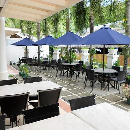 One Crescent Place Hotel Balabag (Boracay) Exterior foto