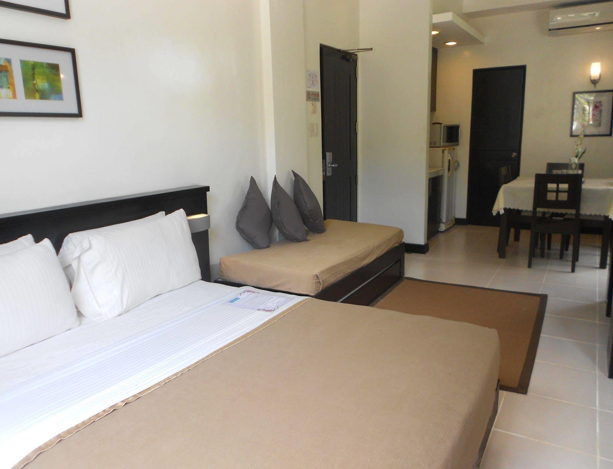 One Crescent Place Hotel Balabag (Boracay) Exterior foto