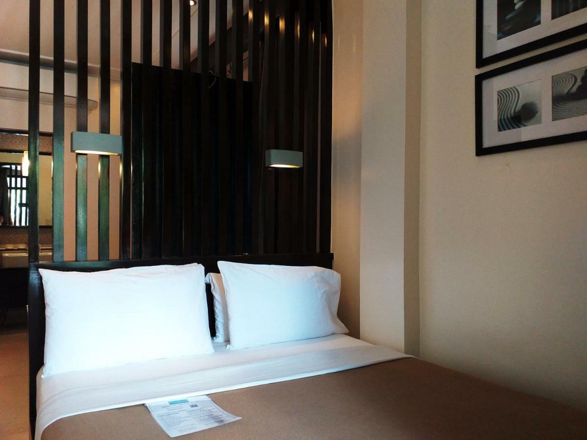 One Crescent Place Hotel Balabag (Boracay) Exterior foto
